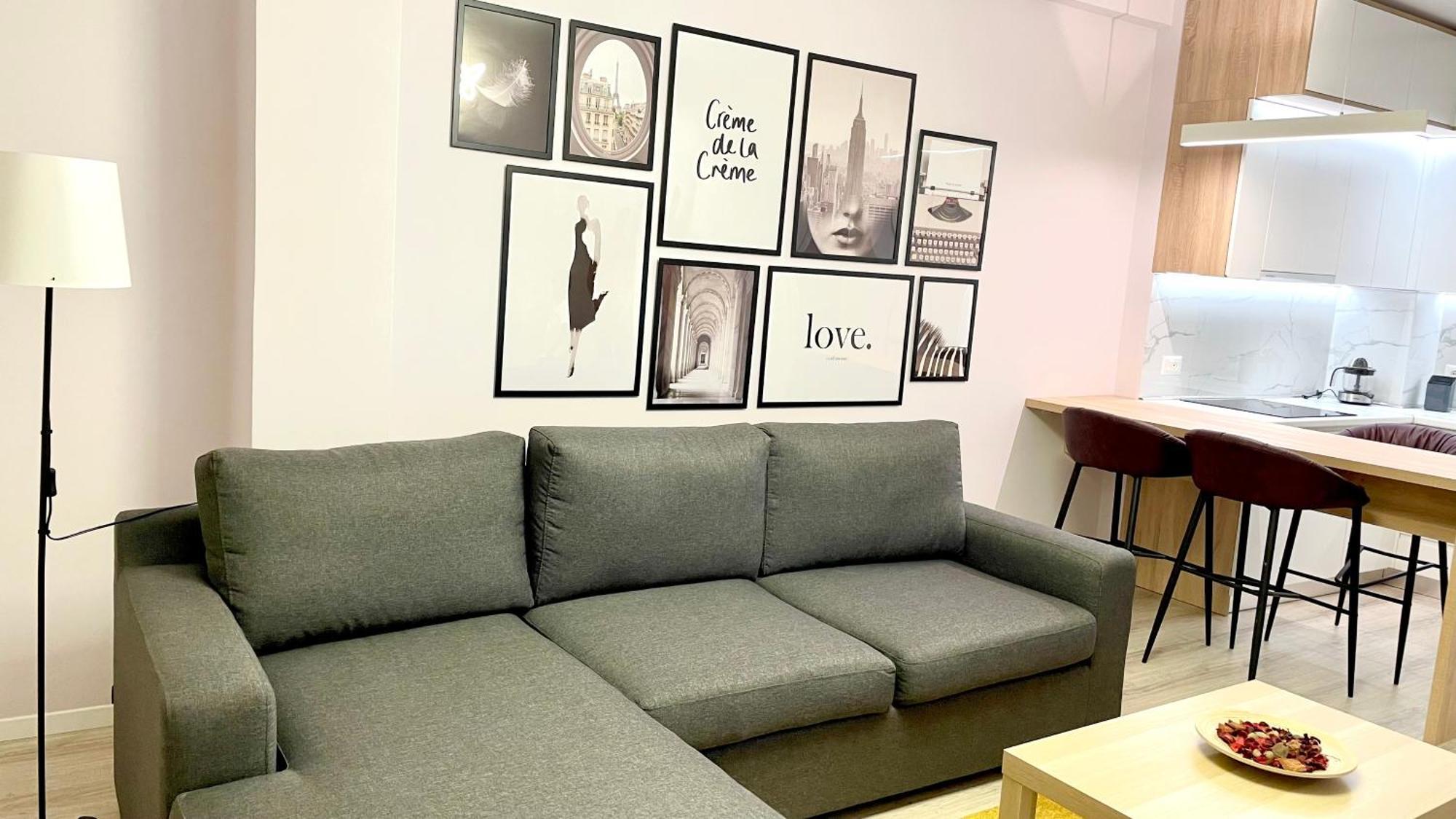 Lovely Apartment ティラナ エクステリア 写真