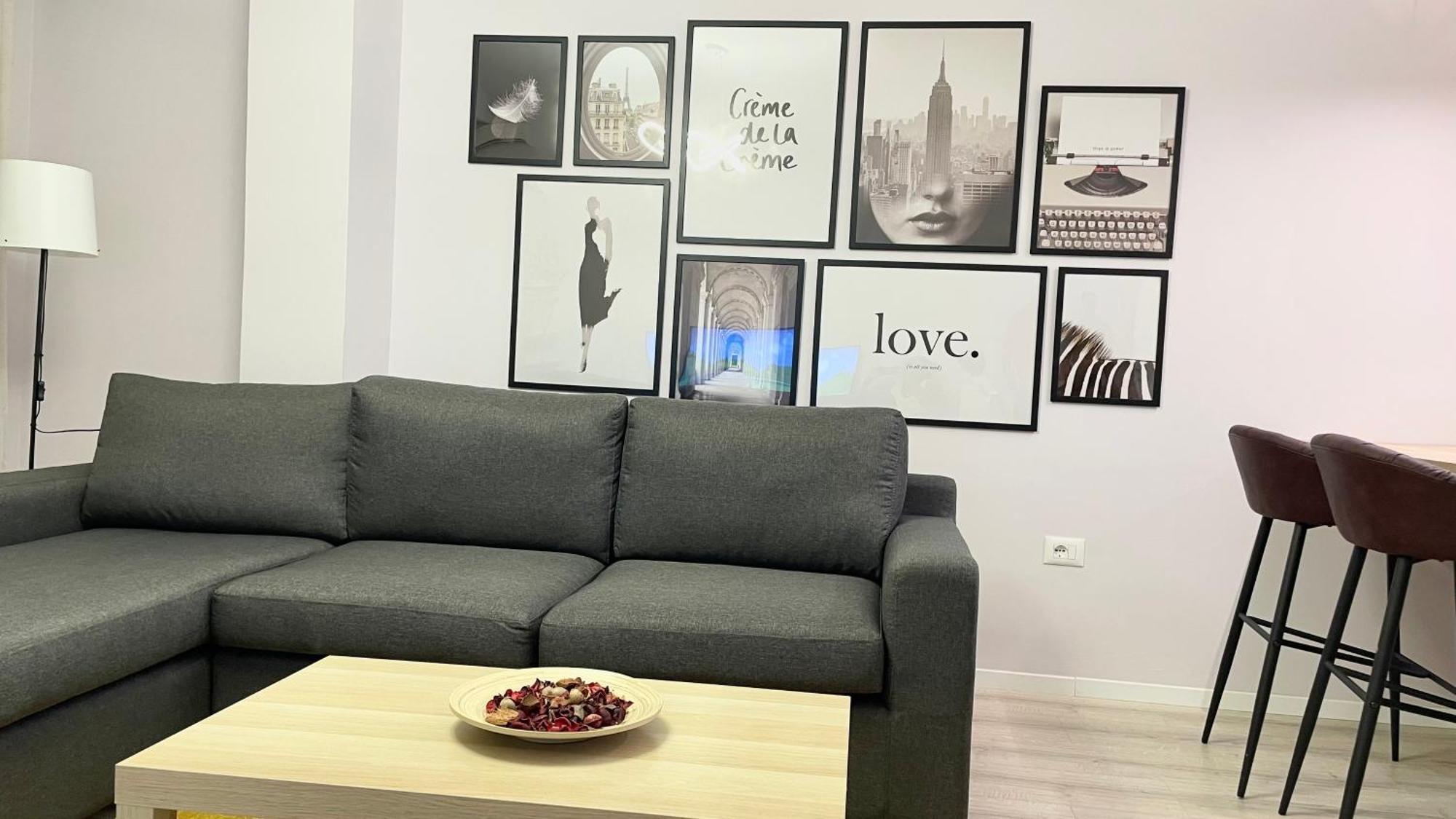 Lovely Apartment ティラナ エクステリア 写真